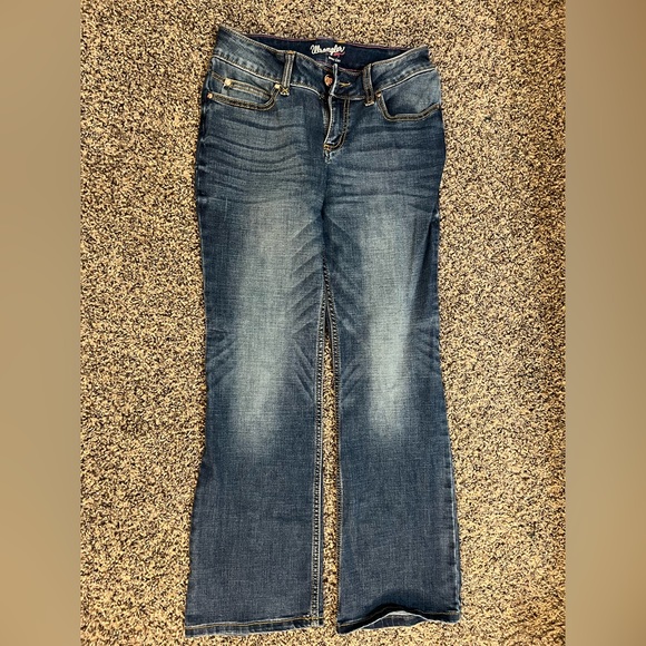 Wrangler and Ariat jeans different sizes only used 1 time - Picture 1 of 9